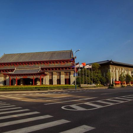 Cloud Luo Ping Hotel Luoping Екстер'єр фото