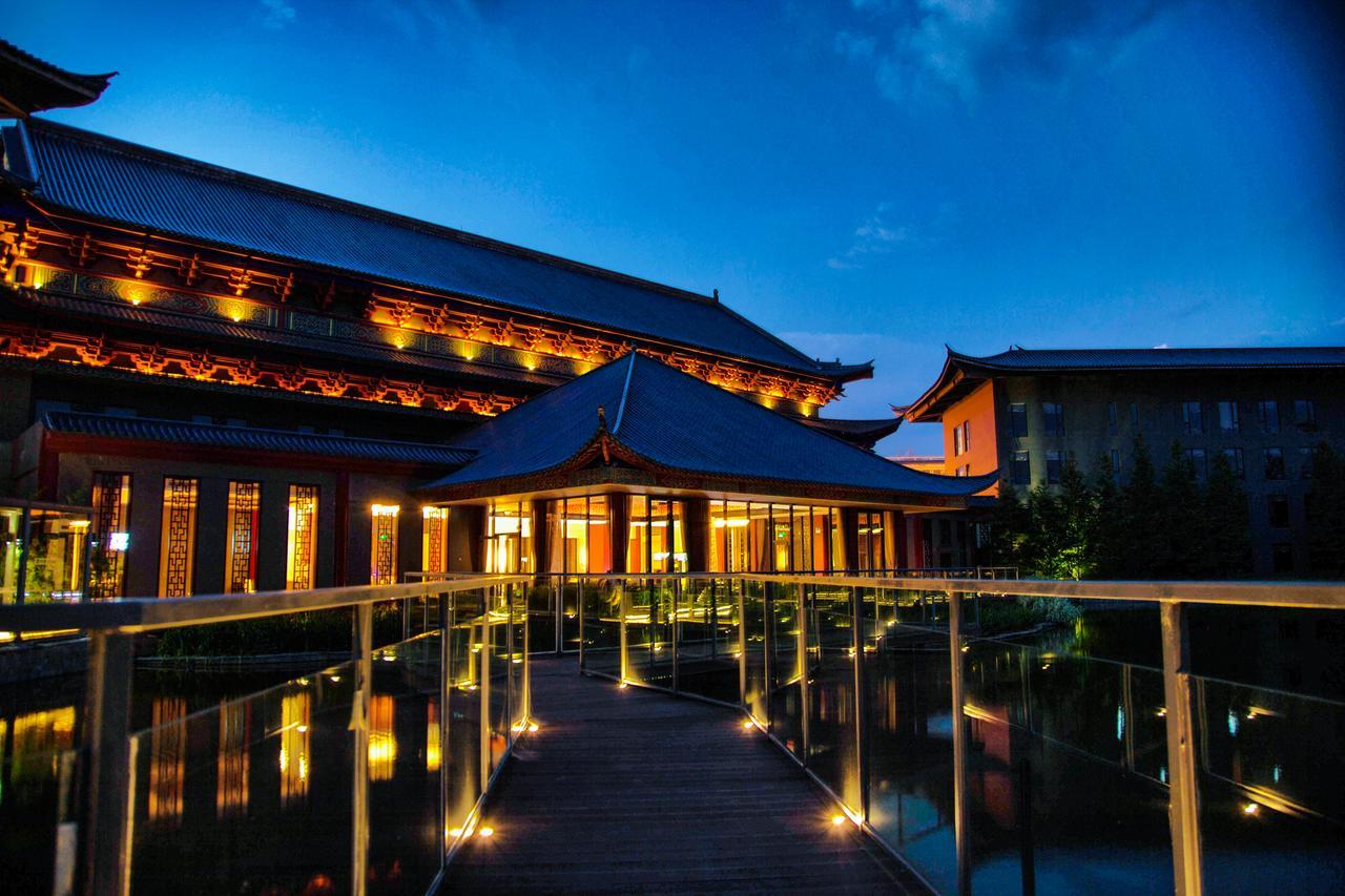 Cloud Luo Ping Hotel Luoping Екстер'єр фото