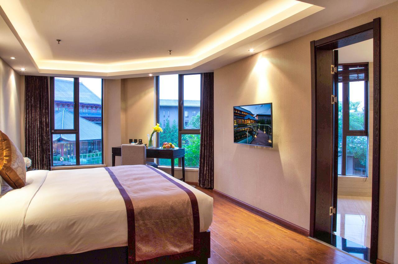 Cloud Luo Ping Hotel Luoping Екстер'єр фото