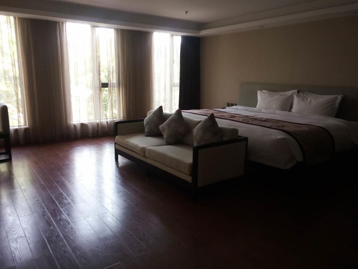 Cloud Luo Ping Hotel Luoping Екстер'єр фото