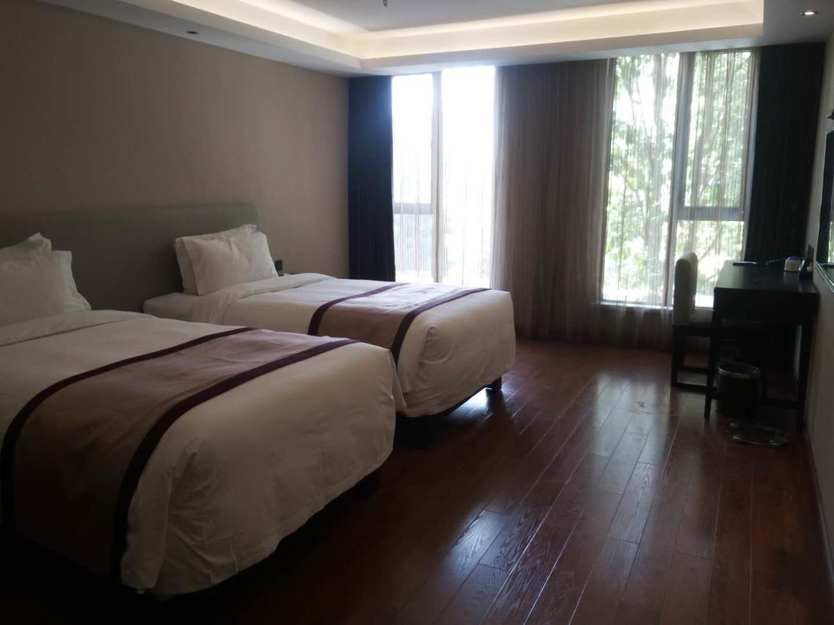 Cloud Luo Ping Hotel Luoping Екстер'єр фото