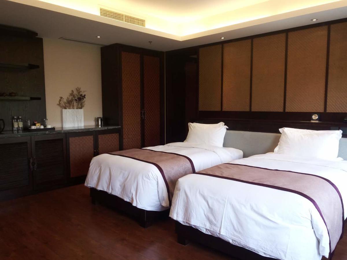 Cloud Luo Ping Hotel Luoping Екстер'єр фото