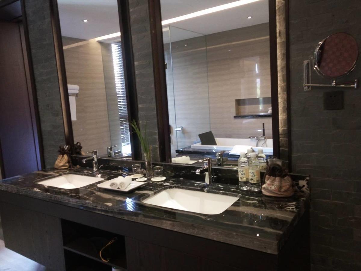 Cloud Luo Ping Hotel Luoping Екстер'єр фото