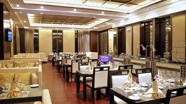 Cloud Luo Ping Hotel Luoping Ресторан фото